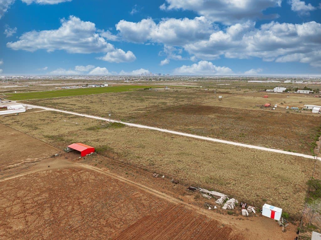 25.64 acres in Midland County - photo 6