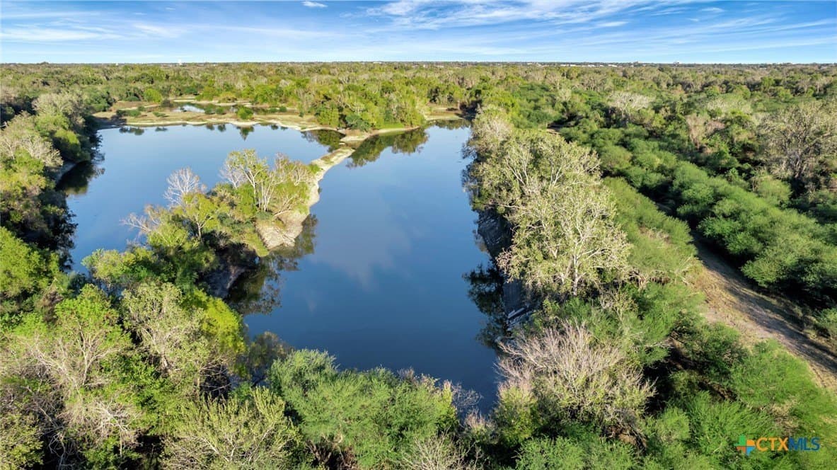 157.17 acres in Victoria County - photo 4