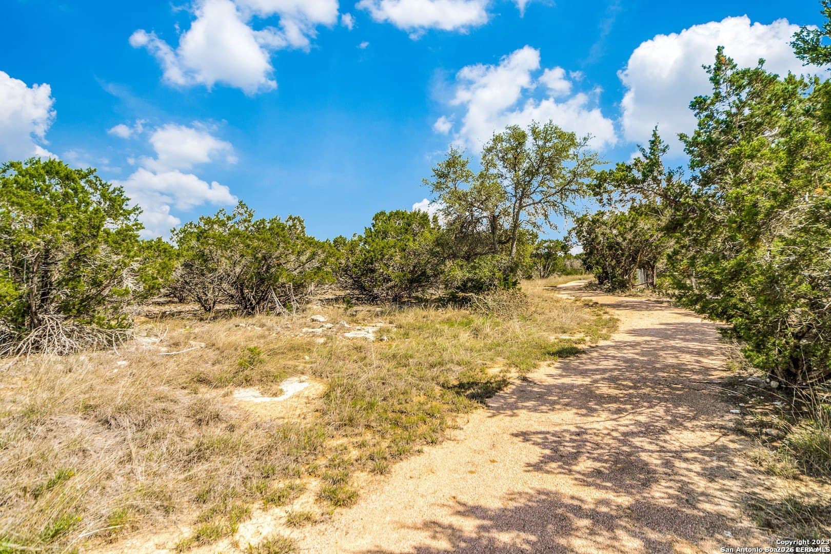 1.05 acres in Kendall County - photo 4