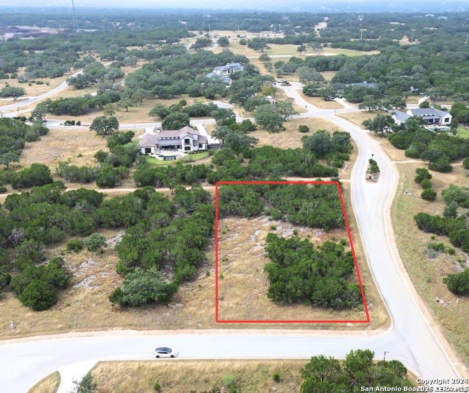 1.05 acres in Kendall County - photo 2