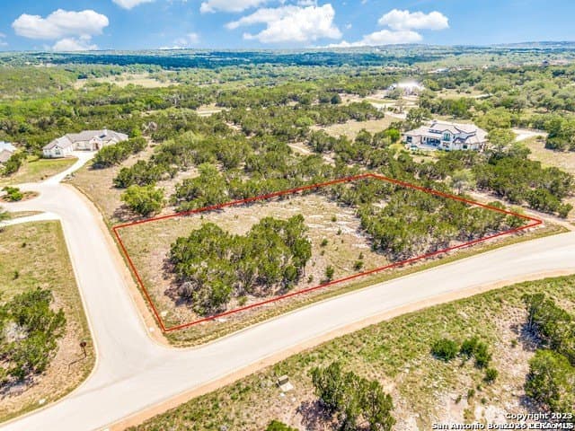 1.05 acres in Kendall County - photo 8
