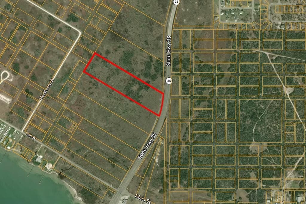 6051 HWY 35 N