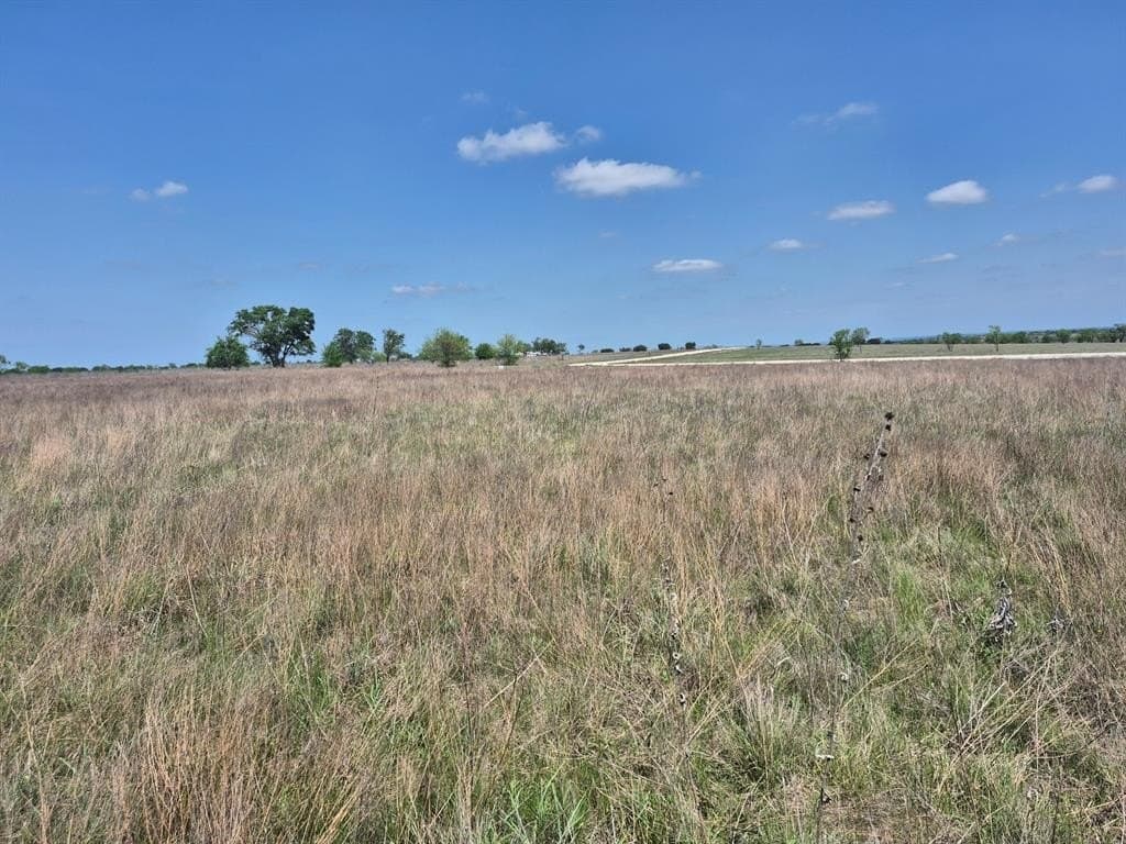 10.01 acres in Hamilton County - photo 3