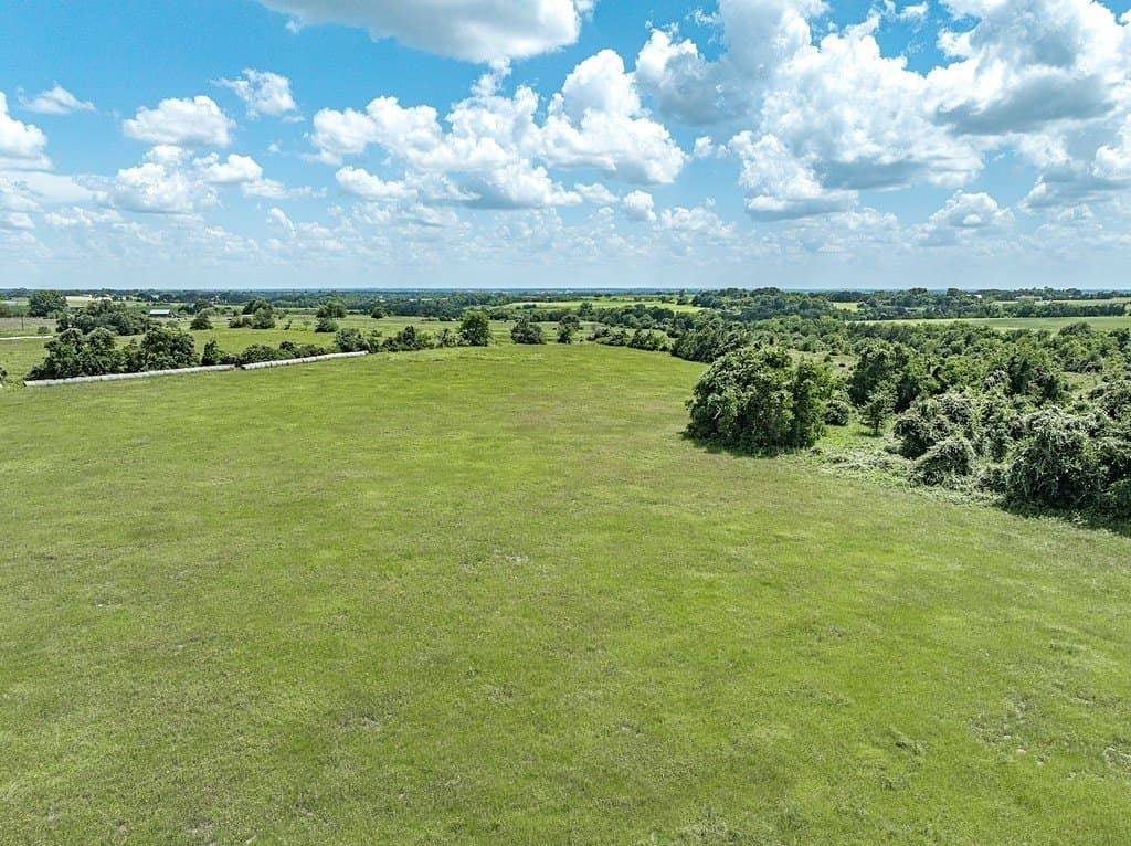 20 acres in Austin County - photo 3