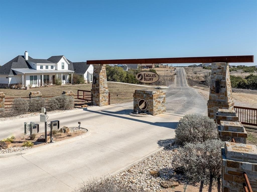 3.8 acres in Parker County - photo 2