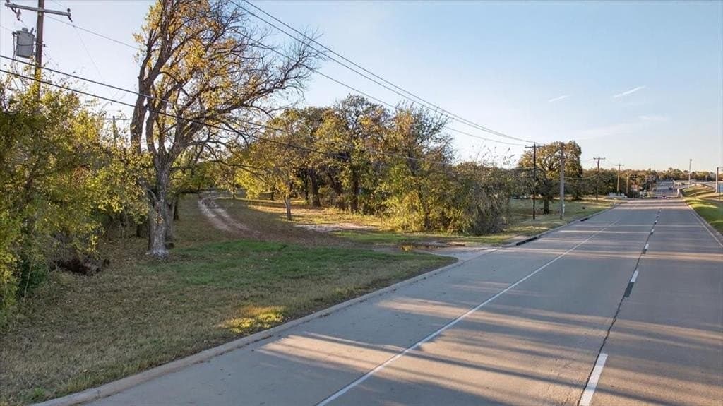 2.31 acres in Tarrant County - photo 2