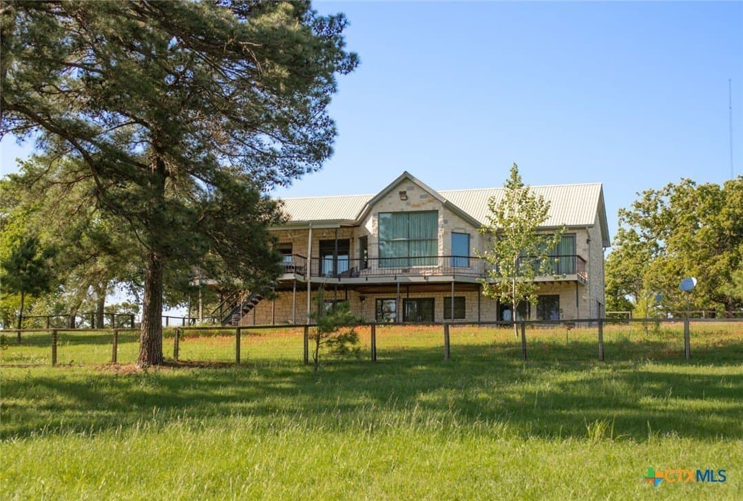 77.21 acres in Bastrop County - photo 2
