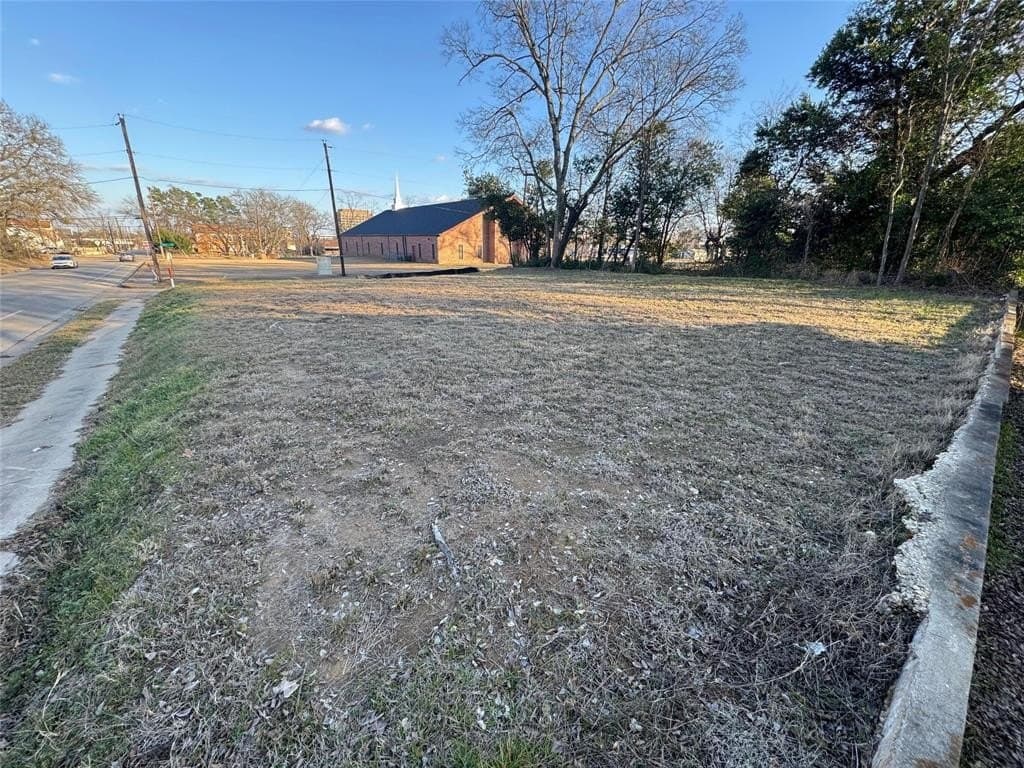 0.14 acres in Smith County - photo 5