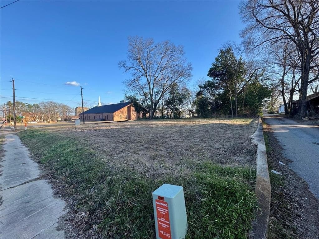 0.14 acres in Smith County - photo 4