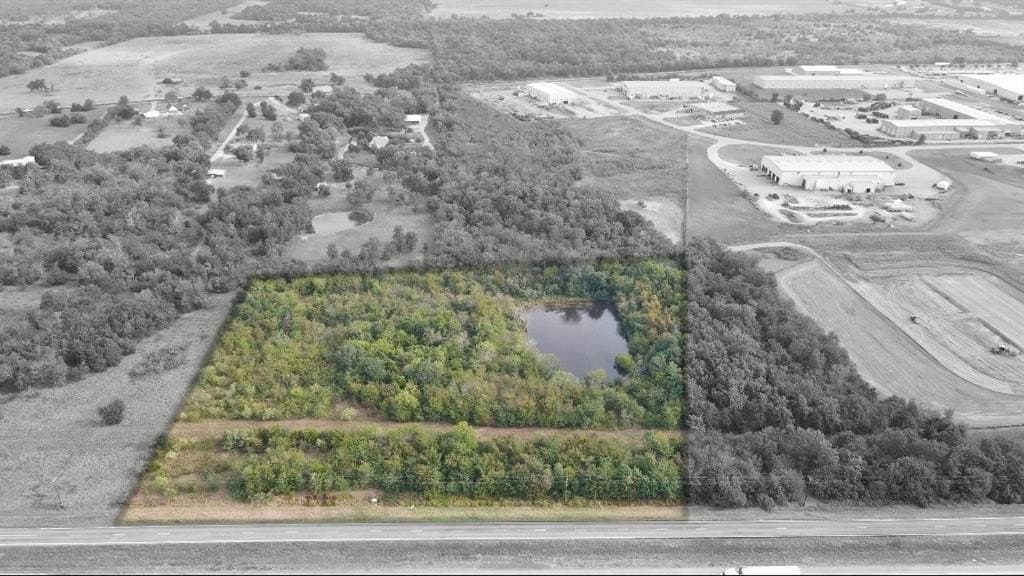 7.72 acres in Hopkins County - photo 3