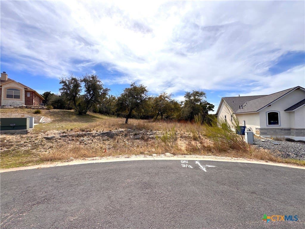 2.2 acres in Comal County - photo 3