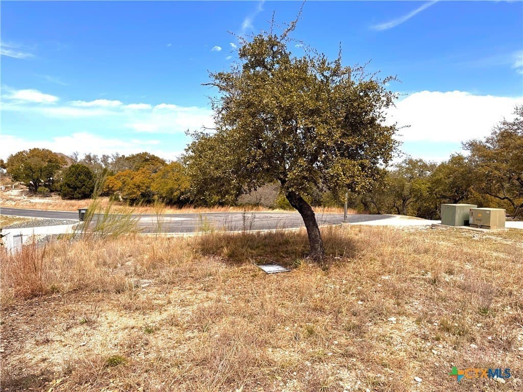 2.2 acres in Comal County - photo 10