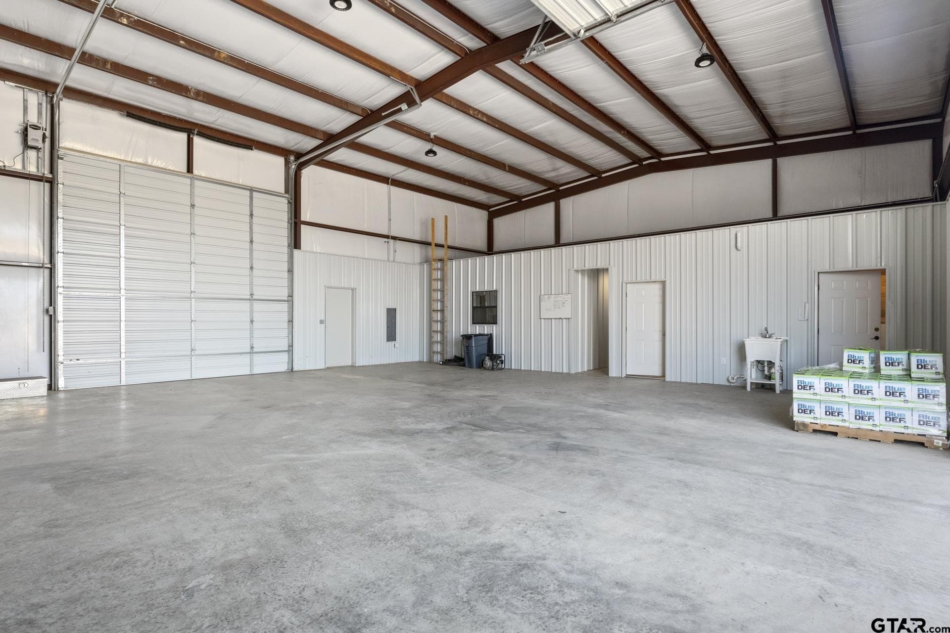 37.39 acres in Titus County - photo 11