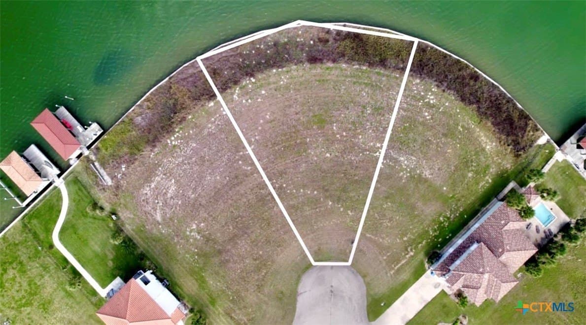 0.43 acres in Calhoun County - photo 3