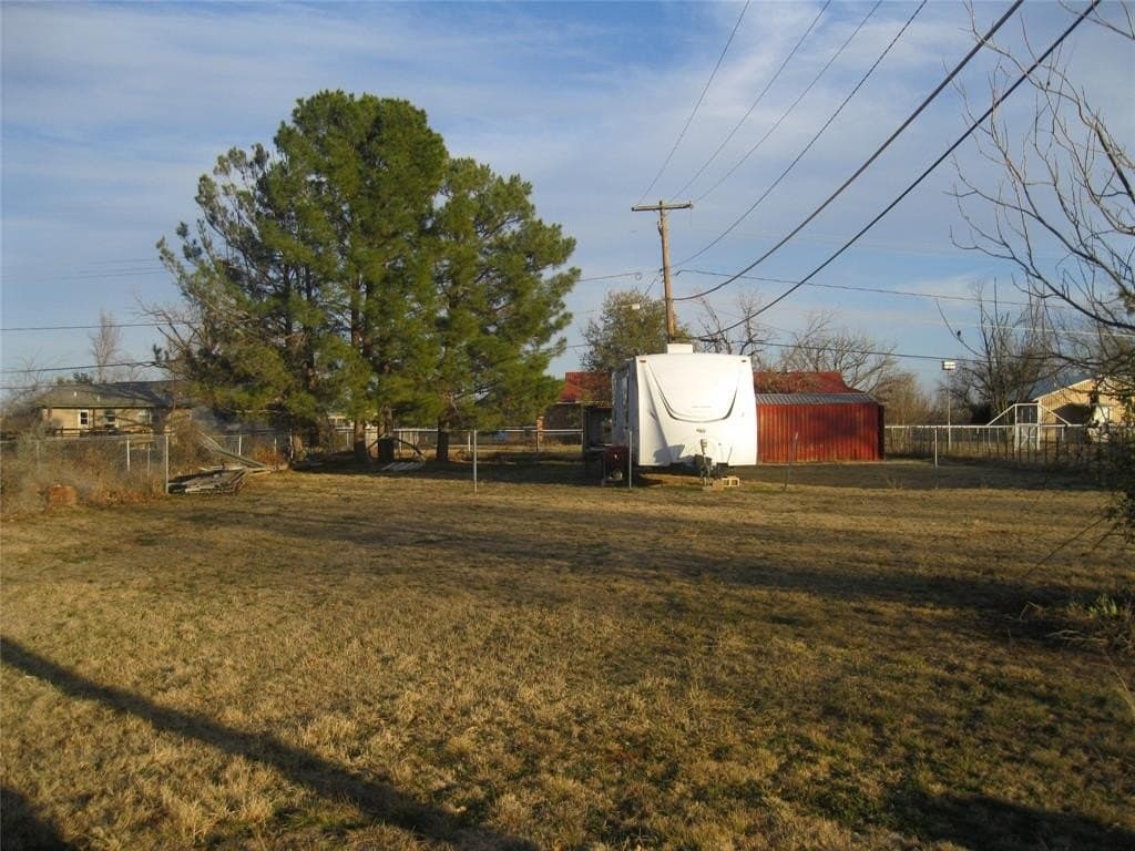 0.23 acres in Stephens County - photo 3