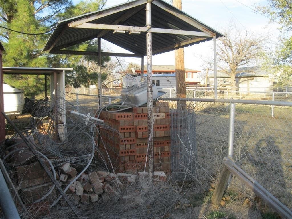 0.23 acres in Stephens County - photo 13
