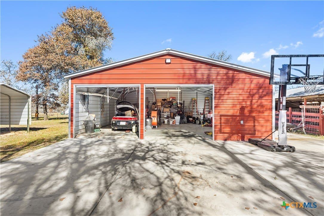 12.81 acres in Guadalupe County - photo 3