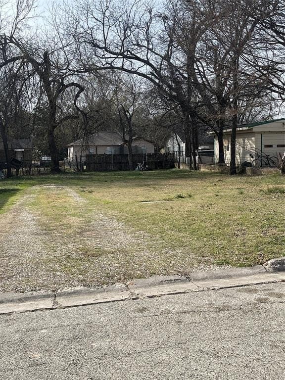 0.13 acres in Cooke County - photo 3