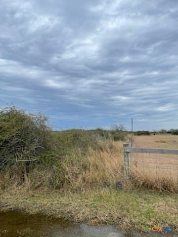 1.65 acres in Victoria County - photo 4