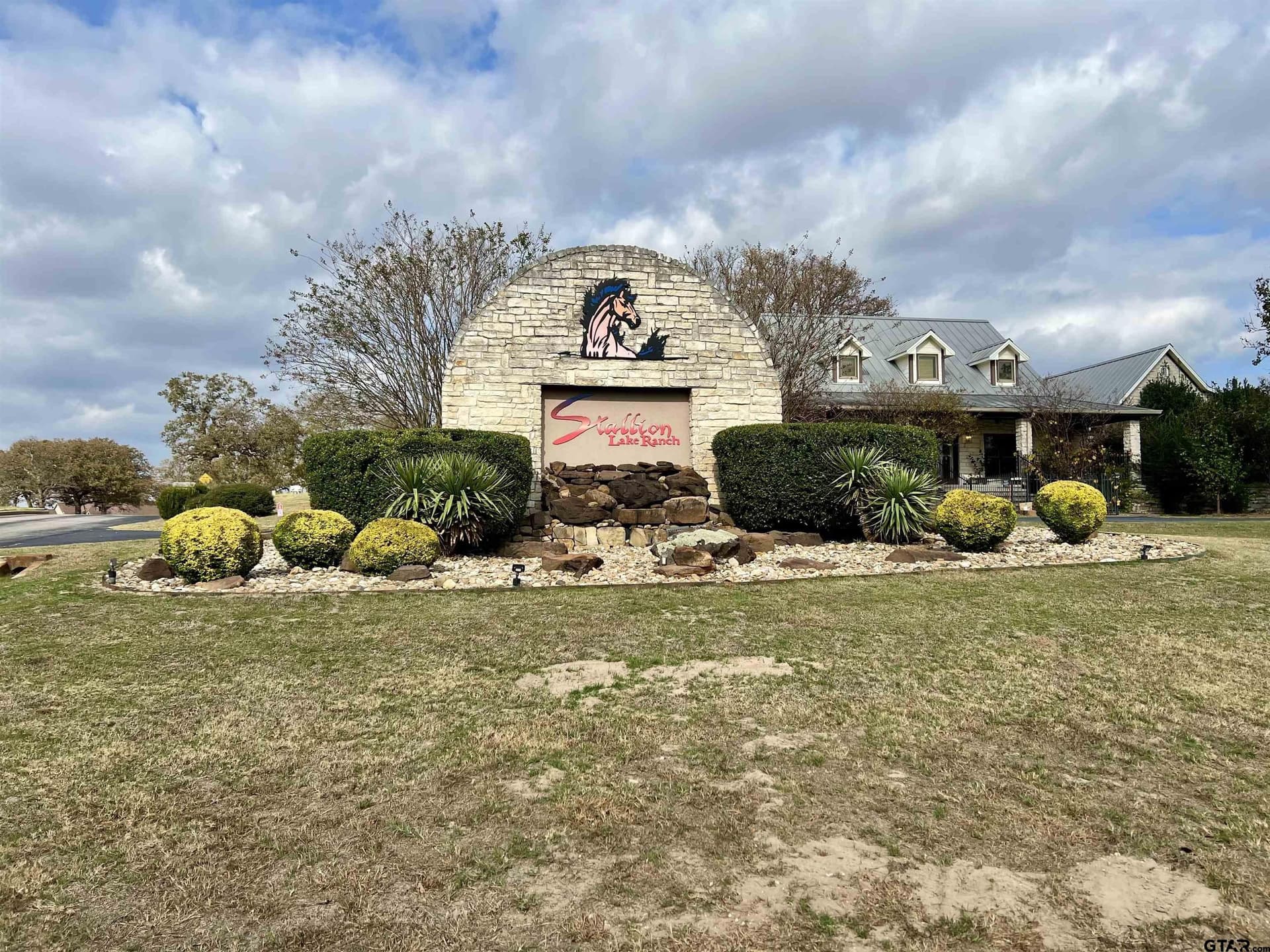5.01 acres in Smith County - photo 2