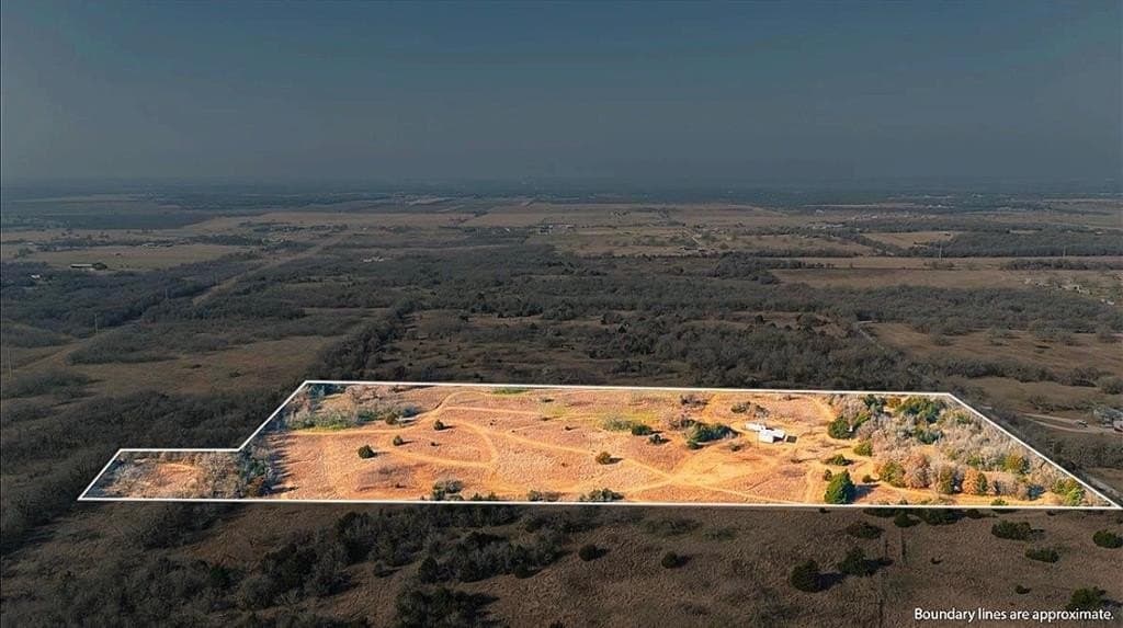 19.18 acres in Hill County - photo 15