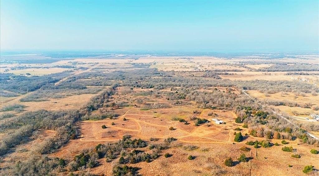 19.18 acres in Hill County - photo 14