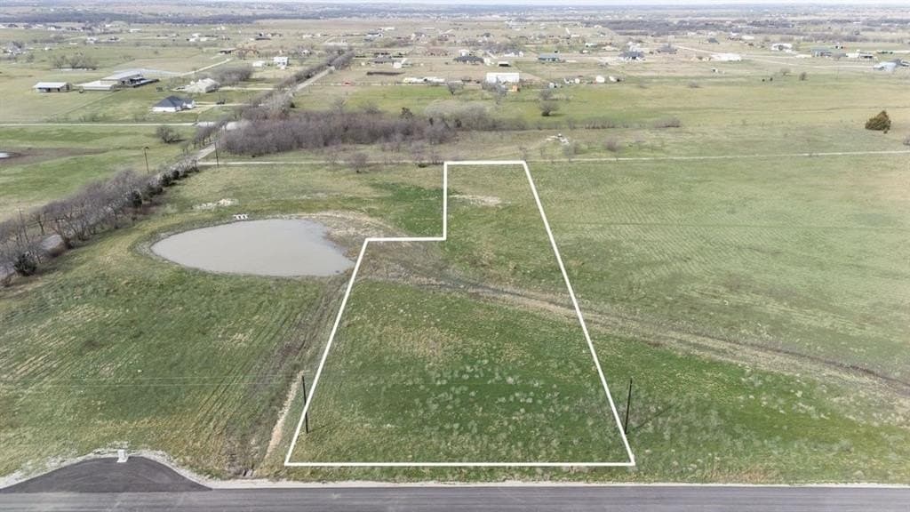 2.01 acres in Wise County - photo 2