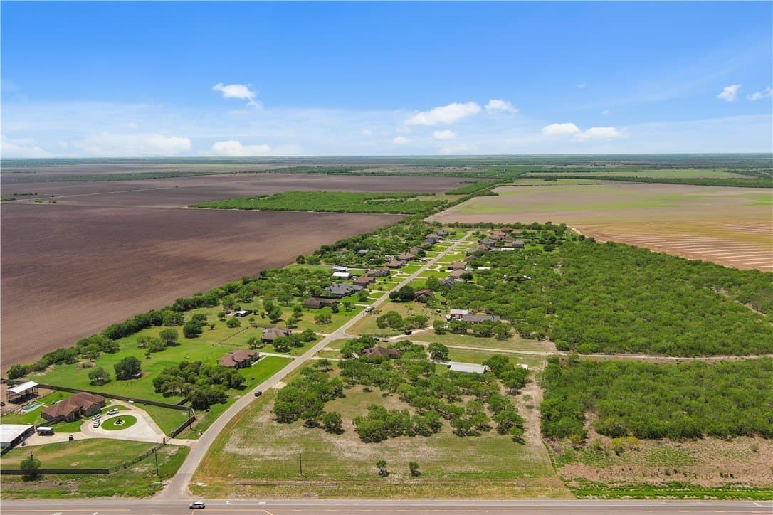 3.59 acres in Nueces County - photo 7