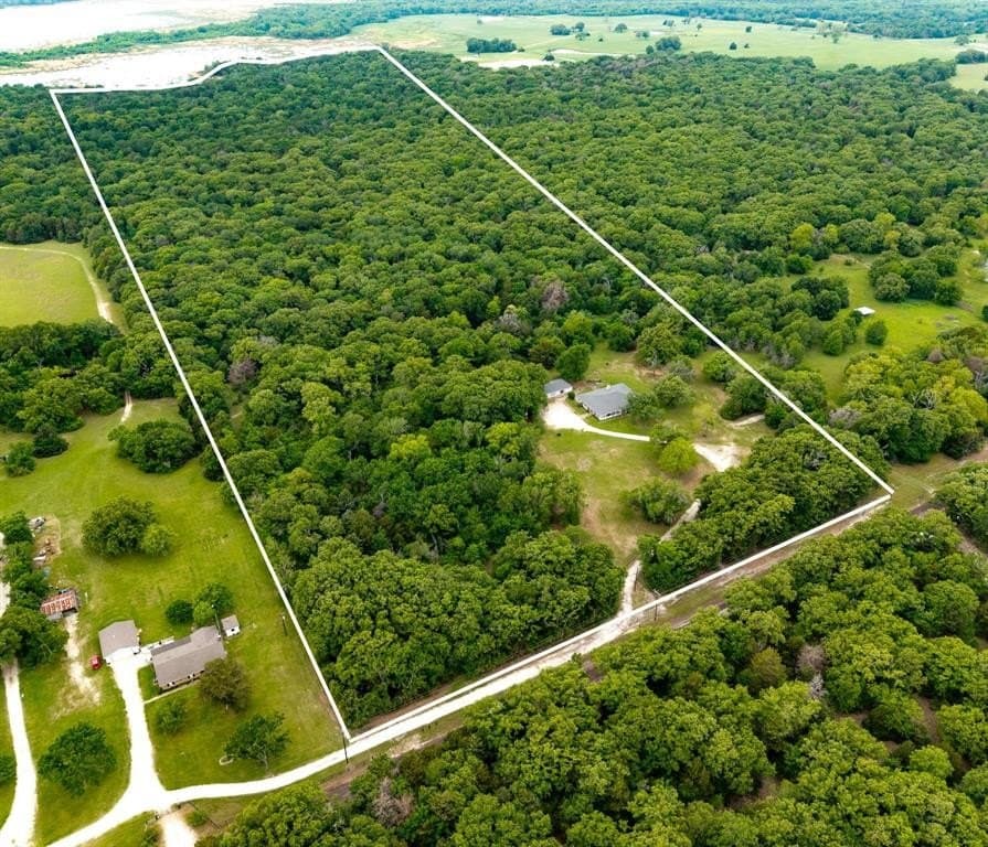 70.95 acres in Limestone County - photo 2
