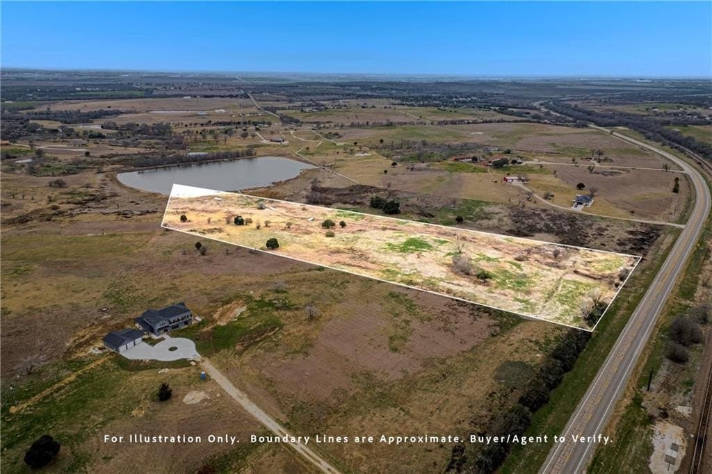 10.01 acres in McLennan County - photo 5
