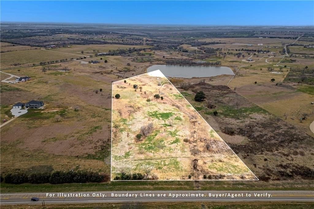 10.01 acres in McLennan County - photo 3