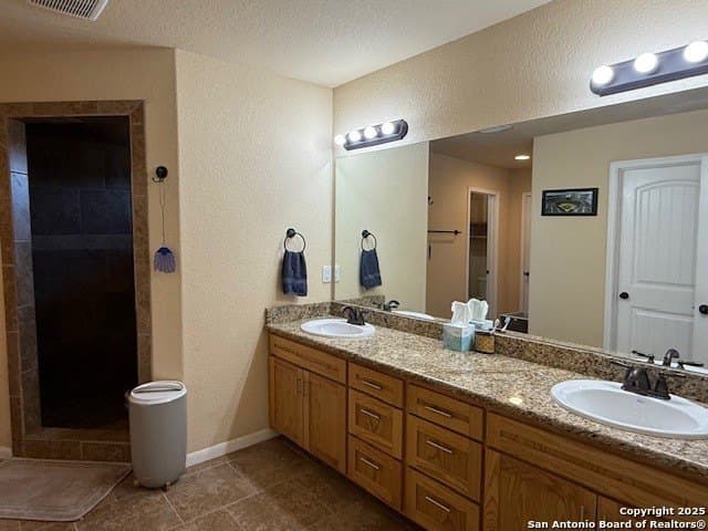 11 acres in Uvalde County - photo 7