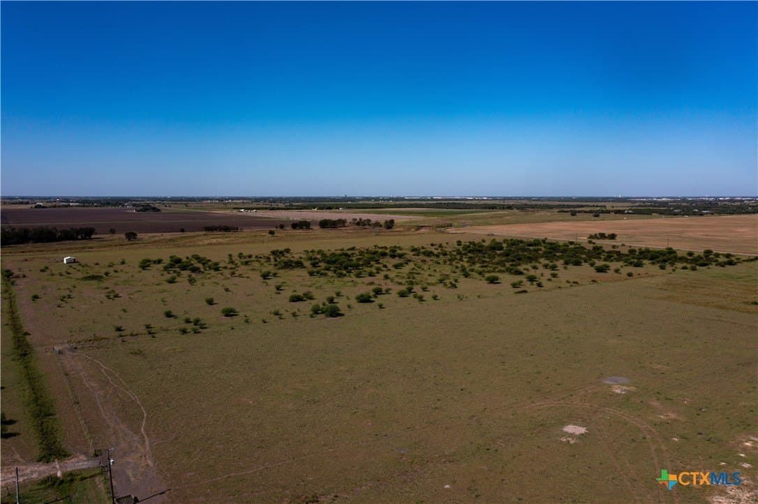 11 acres in Victoria County - photo 6