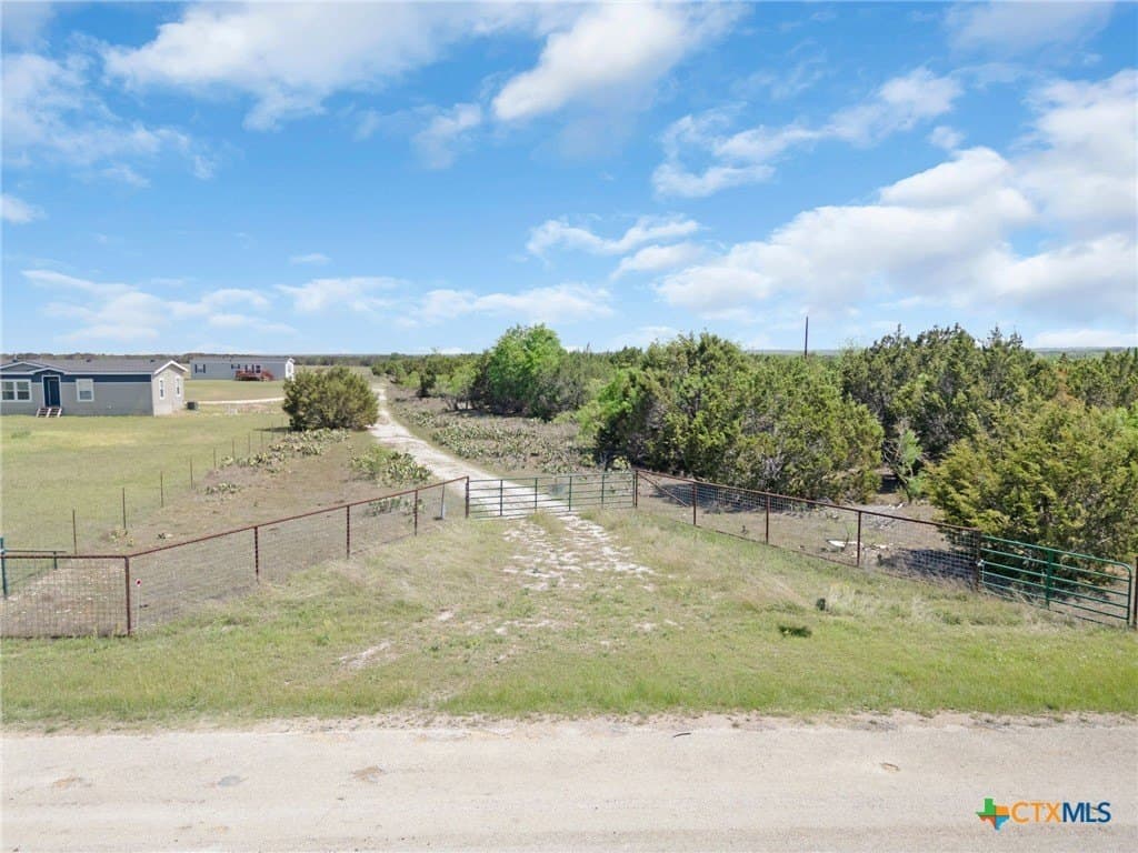 22.46 acres in Burnet County - photo 4