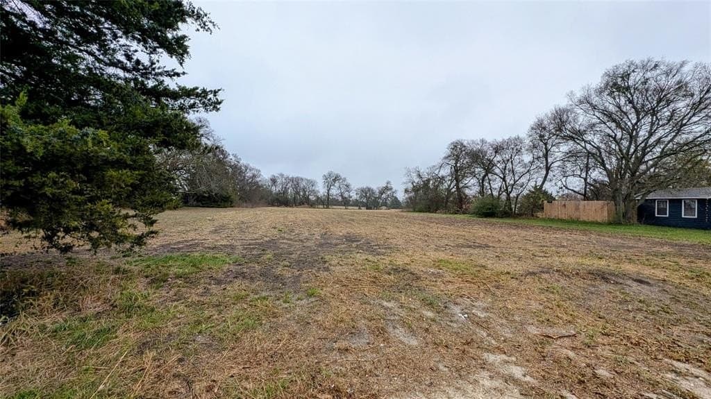 2.08 acres in Grayson County - photo 5