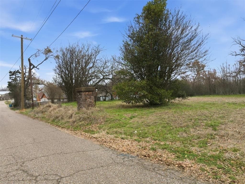 0.4 acres in Wood County - photo 13