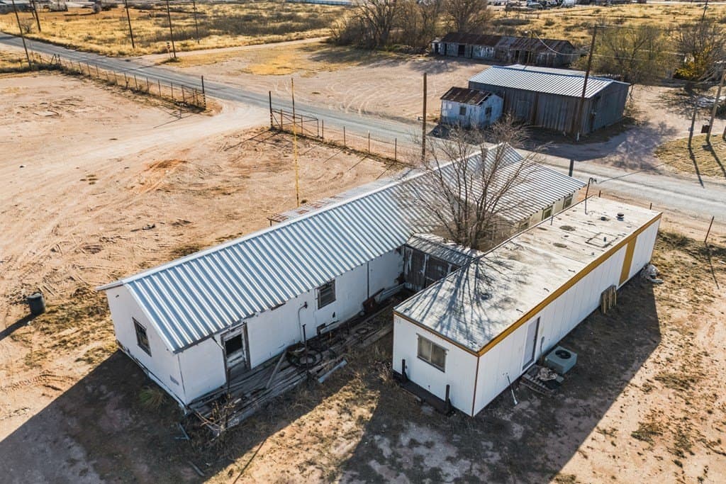 16.67 acres in Andrews County - photo 2
