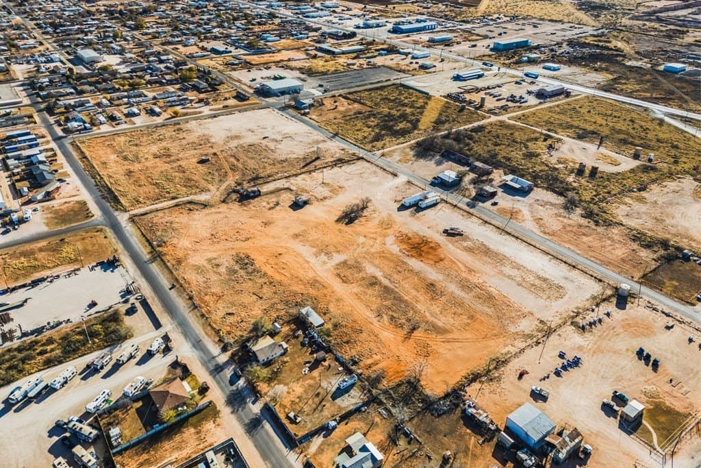 16.67 acres in Andrews County - photo 4