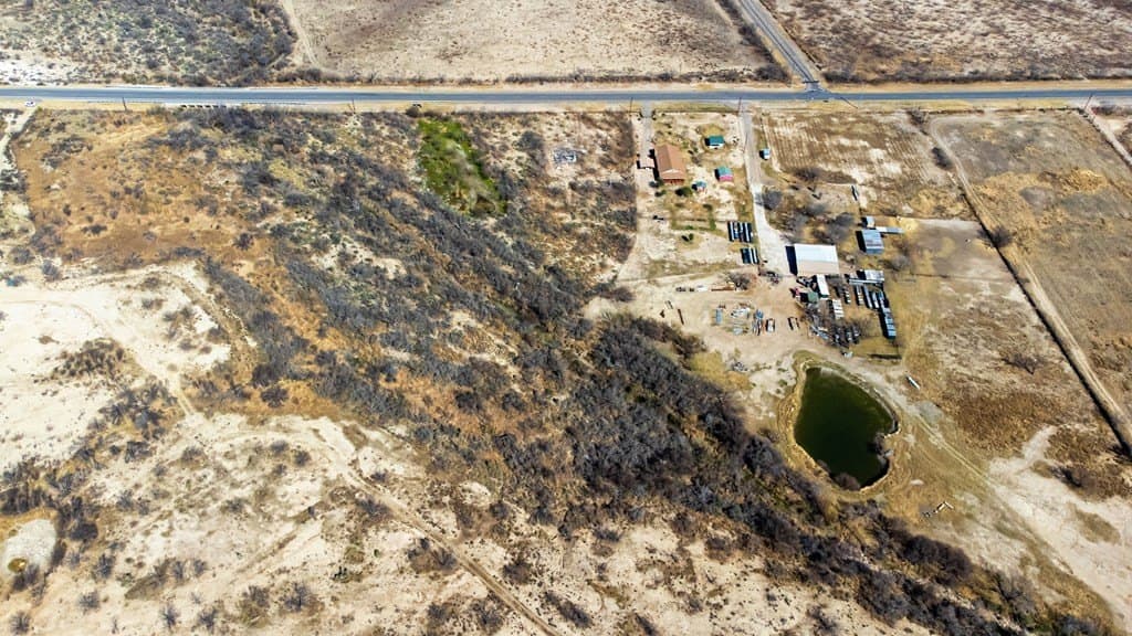 9.25 acres in Maverick County - photo 4