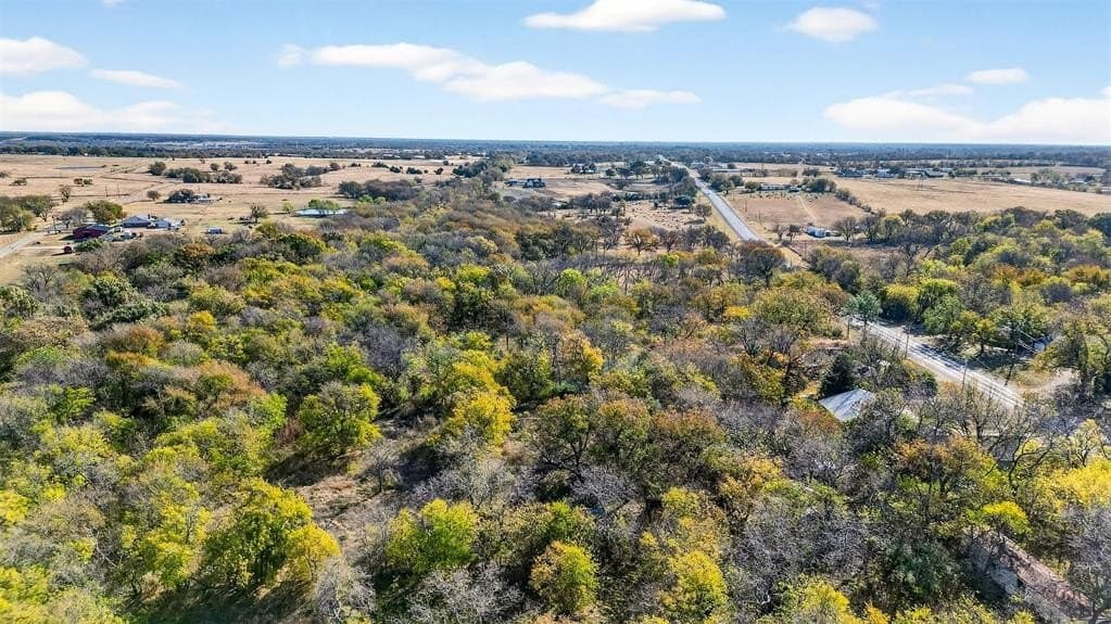 7.98 acres in Grayson County - photo 13