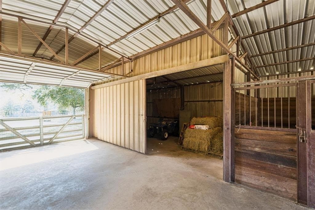 4.98 acres in Tarrant County - photo 5