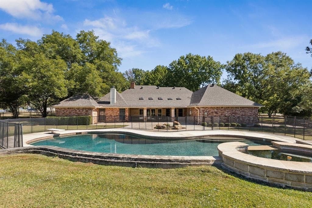 4.98 acres in Tarrant County - photo 10