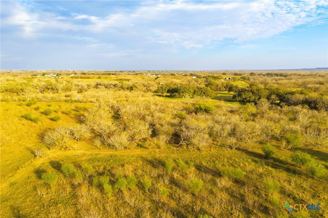 18.84 acres in Guadalupe County - photo 14