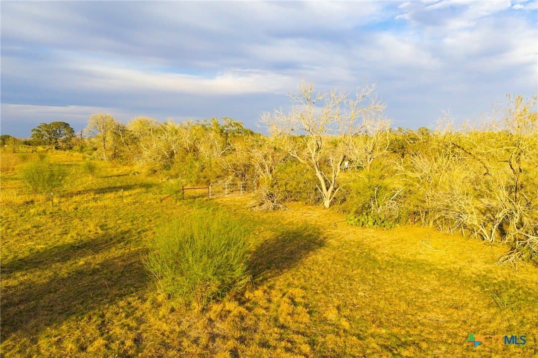 18.84 acres in Guadalupe County - photo 29