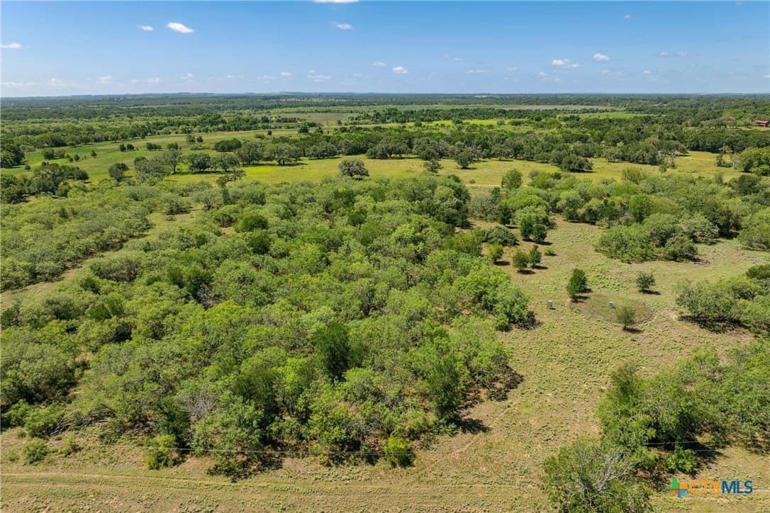 22.78 acres in Gonzales County - photo 9