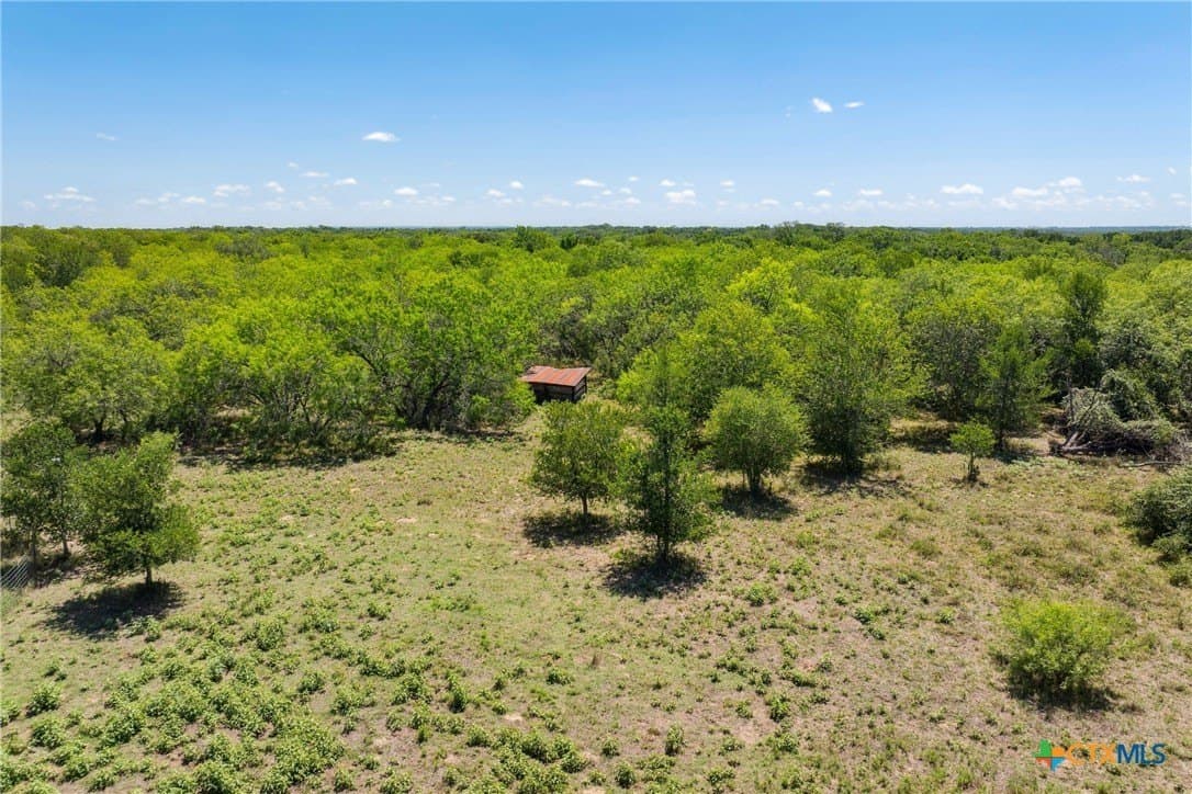 22.78 acres in Gonzales County - photo 14