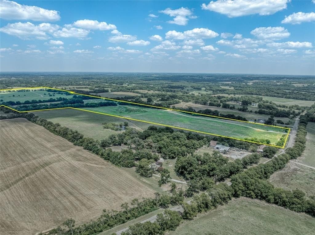 216 acres in Grayson County - photo 3
