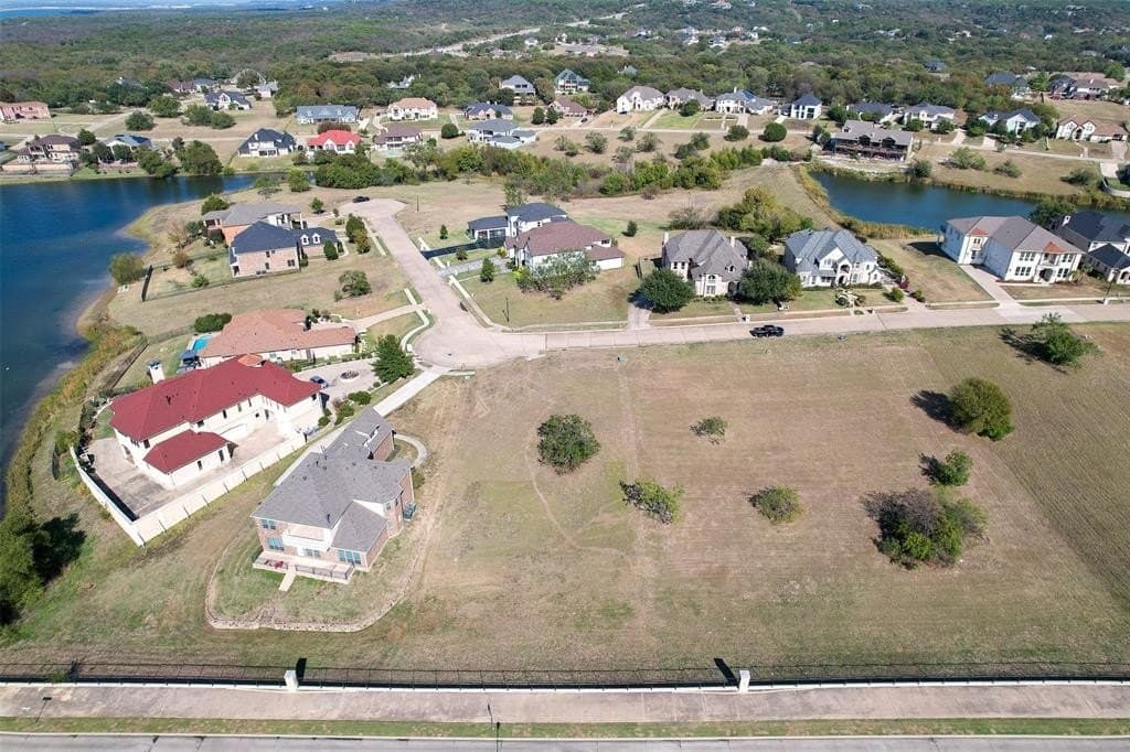 435 Breezeway Court