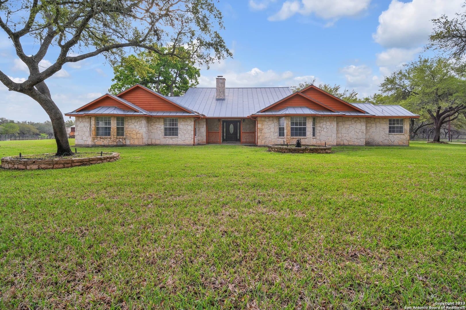 2112 Eichman Rd