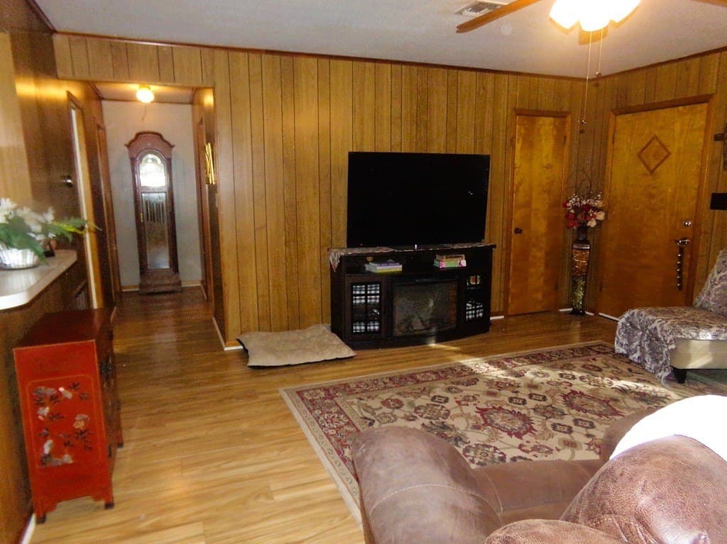 2 acres in Colorado County - photo 6